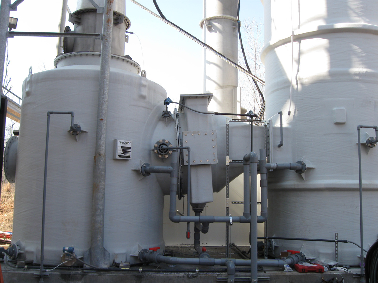 Incinerator Scrubber Quench Liquid Entrainment Separator with Vertical Packed Bed